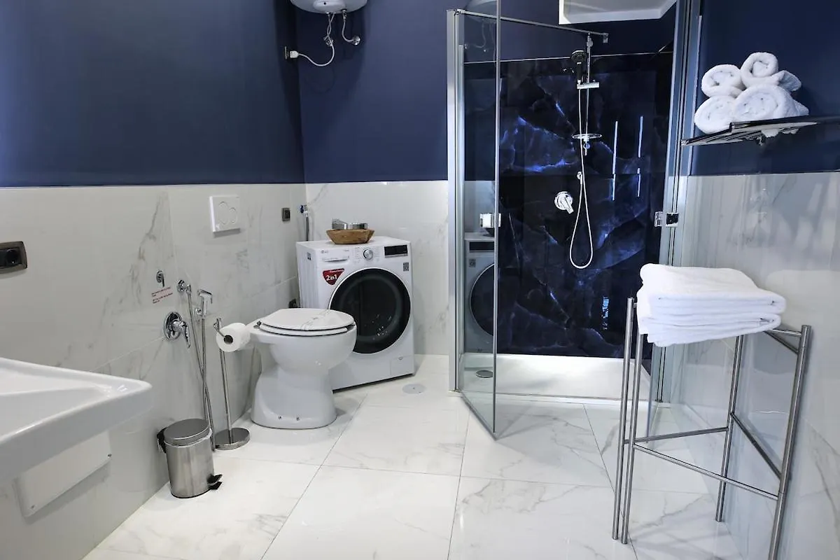 Fflats Modern Apartment In The Heart Of Naples - 201