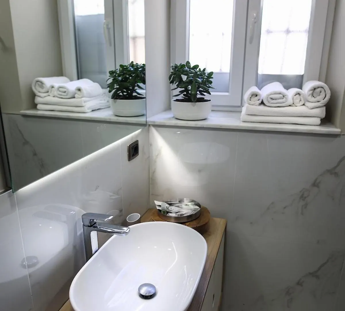 Fflats Modern Apartment In The Heart Of Naples - 201