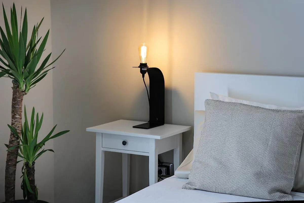 Fflats Modern Apartment In The Heart Of Naples - 201